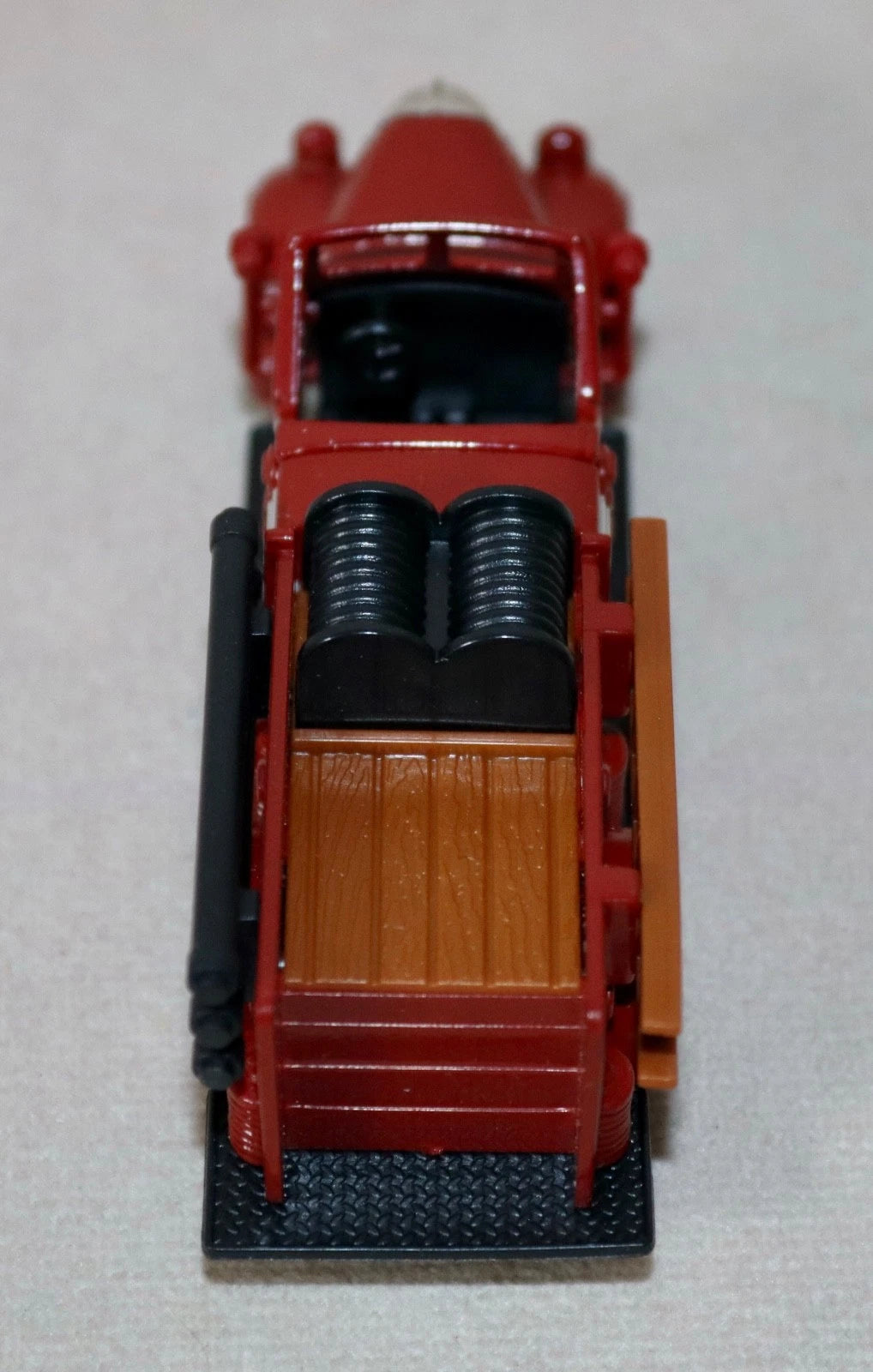 1939 Ward LaFrance Fire Truck 1:64 Diecast Model, Vintage American Fire Engine Ladder Truck Miniature Alloy Collectible