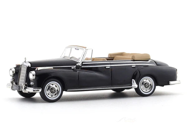 1:64 Diecast Car Model, Classic GFCC Miniature Vintage Alloy Vehicle for Collectors & Retro Car Fans