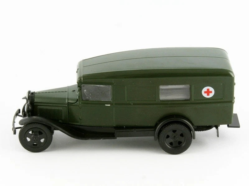 GAZ M55 Ambulance 1:43 Diecast Model Car, Soviet Military Medical Truck Miniature, Vintage Green Alloy Collectible Vehicle for Display