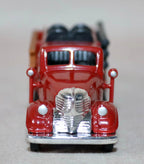 1939 Ward LaFrance Fire Truck 1:64 Diecast Model, Vintage American Fire Engine Ladder Truck Miniature Alloy Collectible