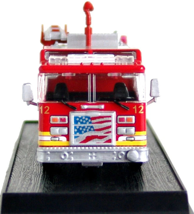 Pierce Dash Top Mount Pumper Fire Truck 1:64 Diecast Model, USA Fire Engine Collectible, Detailed Fire Department Rescue Truck Scale Model for Display