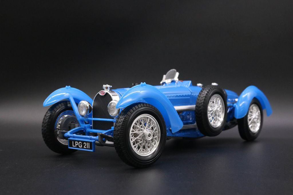 1:18 Vintage Bburago Bugatti Type 59 1934 Diecast Car Model, Classic Blue Miniature Collectible for Retro Car Enthusiasts