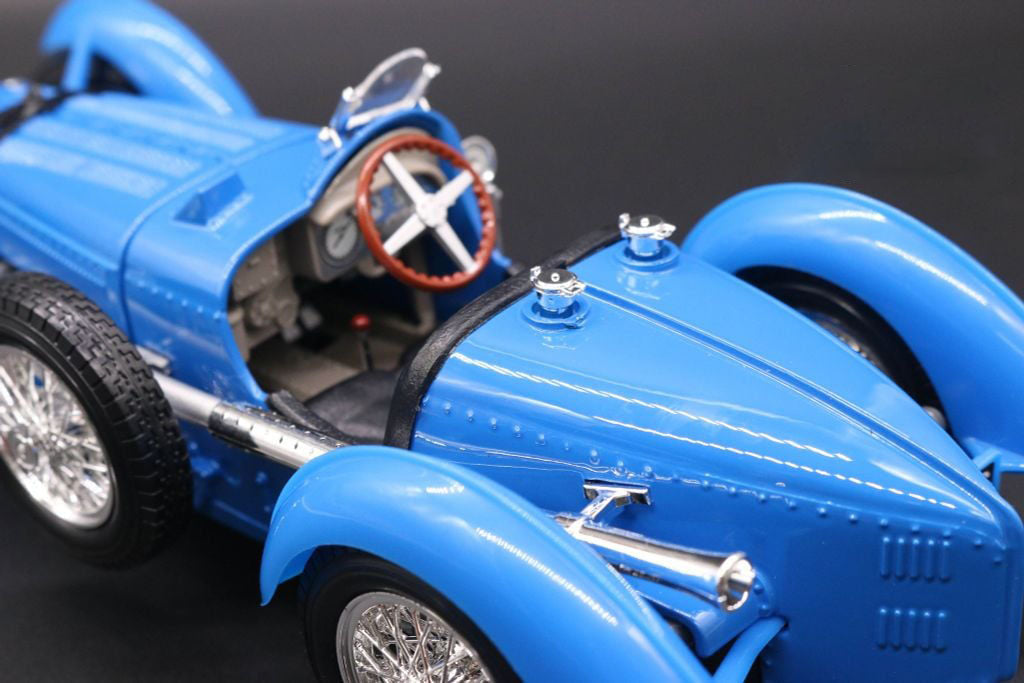 1:18 Vintage Bburago Bugatti Type 59 1934 Diecast Car Model, Classic Blue Miniature Collectible for Retro Car Enthusiasts