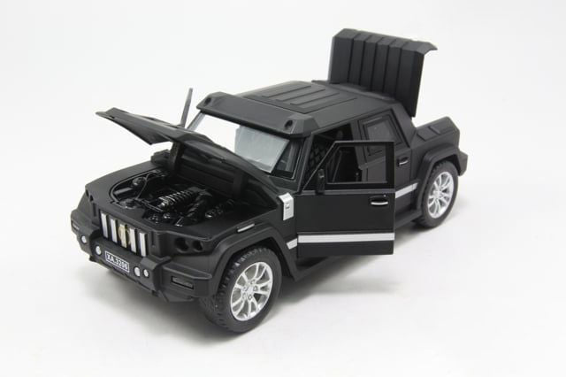 1:32 Dartz Kombat Prombron Armored SUV Diecast Model Car, Black Luxury Tactical Vehicle Alloy Miniature