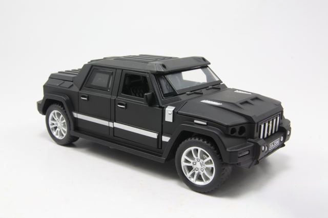 1:32 Dartz Kombat Prombron Armored SUV Diecast Model Car, Black Luxury Tactical Vehicle Alloy Miniature