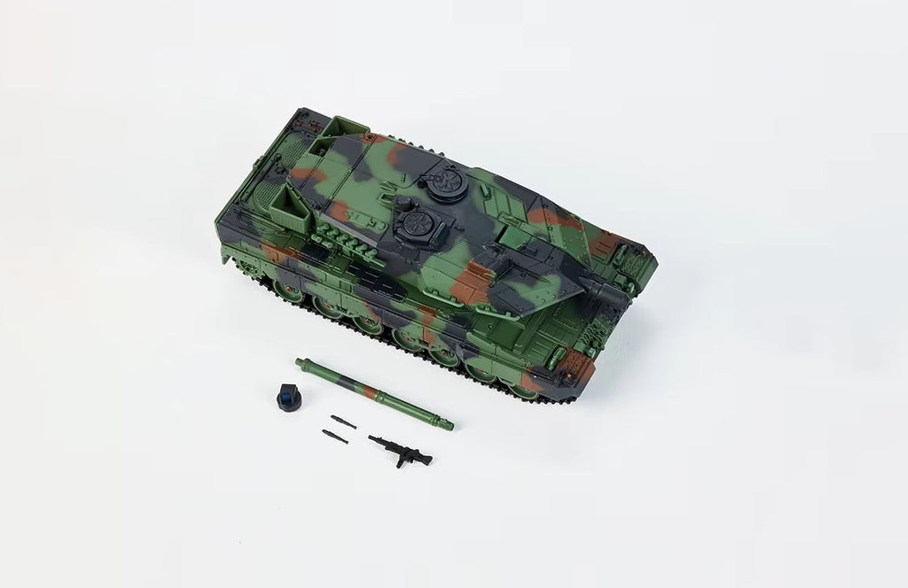 Leopard 2A6 Main Battle Tank 1:64 Diecast Model, German Army Military Tank Collectible, Detailed Camouflage Tank Scale Model for Display and Collection