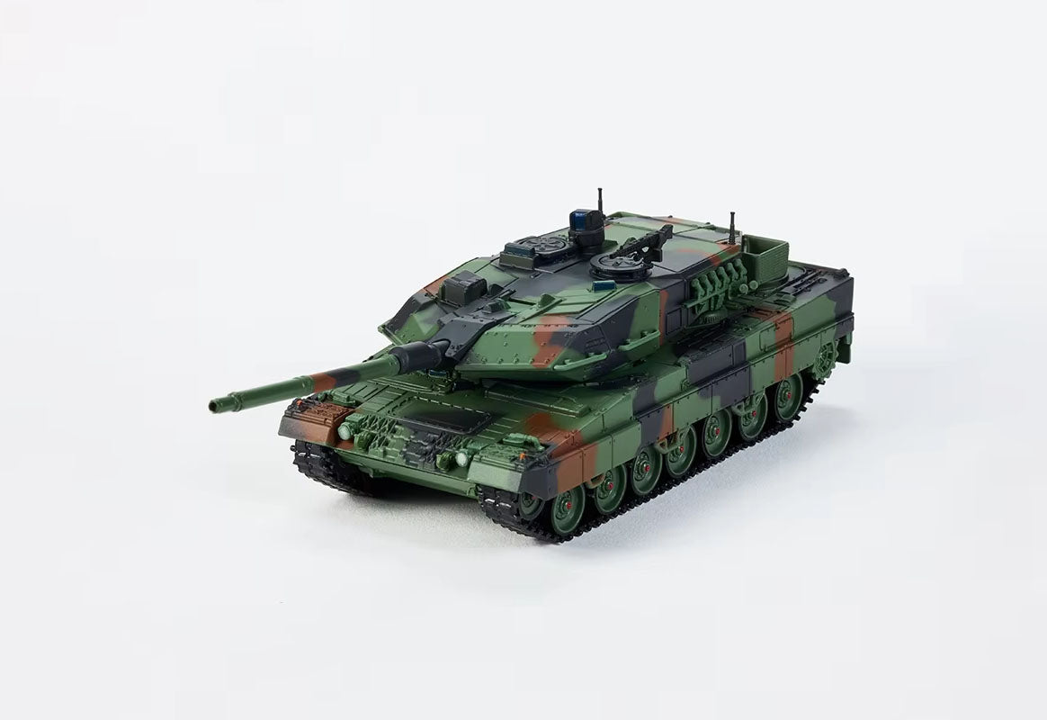 Leopard 2A6 Main Battle Tank 1:64 Diecast Model, German Army Military Tank Collectible, Detailed Camouflage Tank Scale Model for Display and Collection