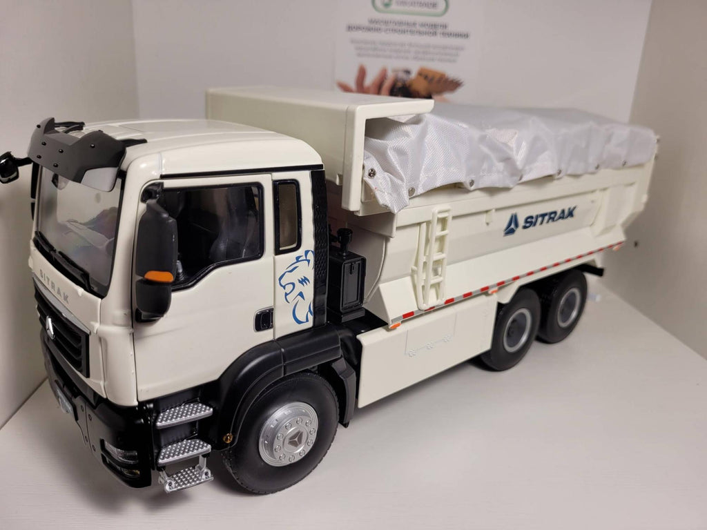 1:24 Sitrak C7H Dump Truck Diecast Model, White Construction Tipper Alloy & Plastic Miniature Collectible for Truck Fans