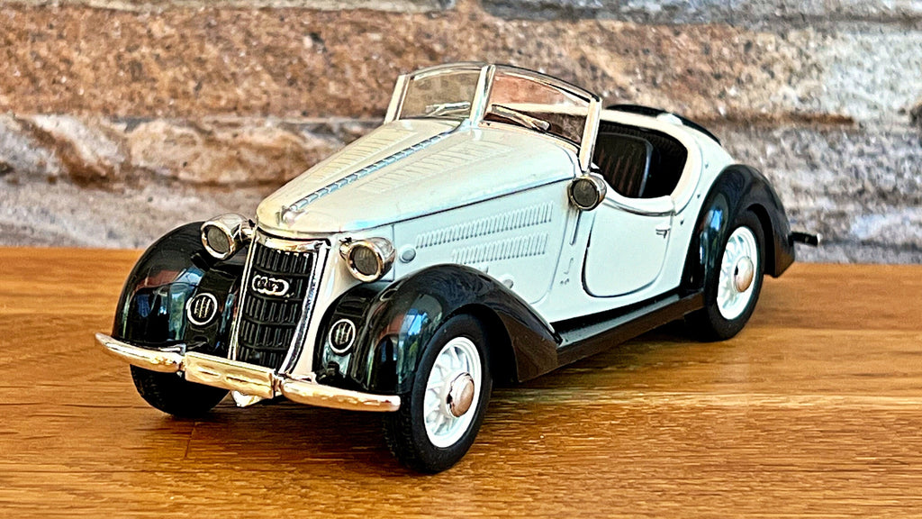 Wanderer 25 K Roadster , Diecast car, 1/32 Scale model car, Car model, old classic car, collection item, Vintage model car, 1:32 Die cast