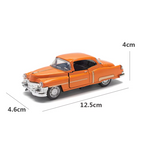 1:32 Vintage Alloy Diecast Car Model, Classic Pull, Back Mini Vehicle for Retro Car Fans